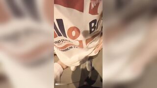 极品OL包臀裙街头勾引进男厕打炮：高跟肉丝后入爆操，女上骑出白浆无套内射全程