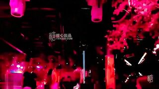 【AI人工智能】让女神下海不是梦之【范冰水】极品女神范空姐的特别服务，爆裂黑丝制服空姐，高清720P版