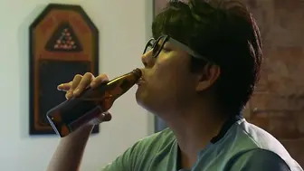 可疑的美容院 수상한 미용실 韩国三级